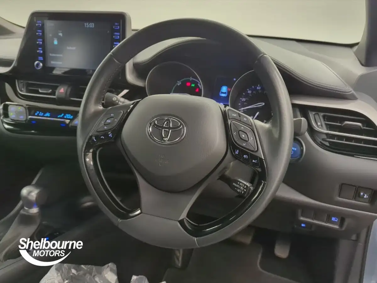 2021-toyota-c-hr-18-vvt-i-icon-big-3