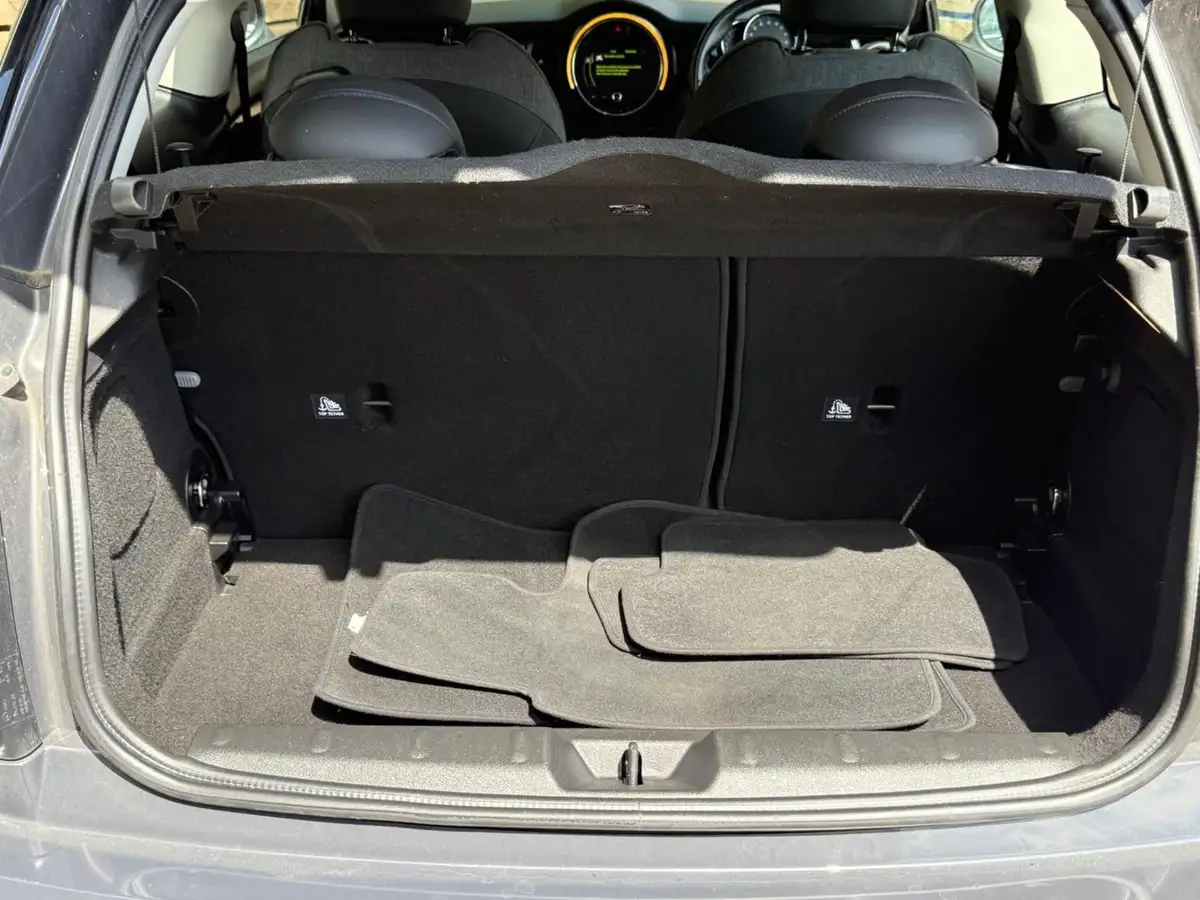 2016-mini-cooper-20-cooper-s-chili-ss-hatchback-3d-big-29