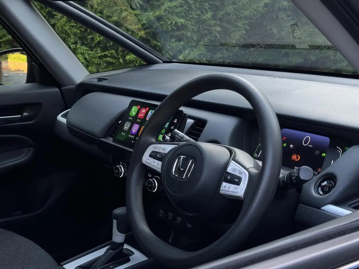 2021-honda-jazz-15-i-mmd-sr-109ps-big-8