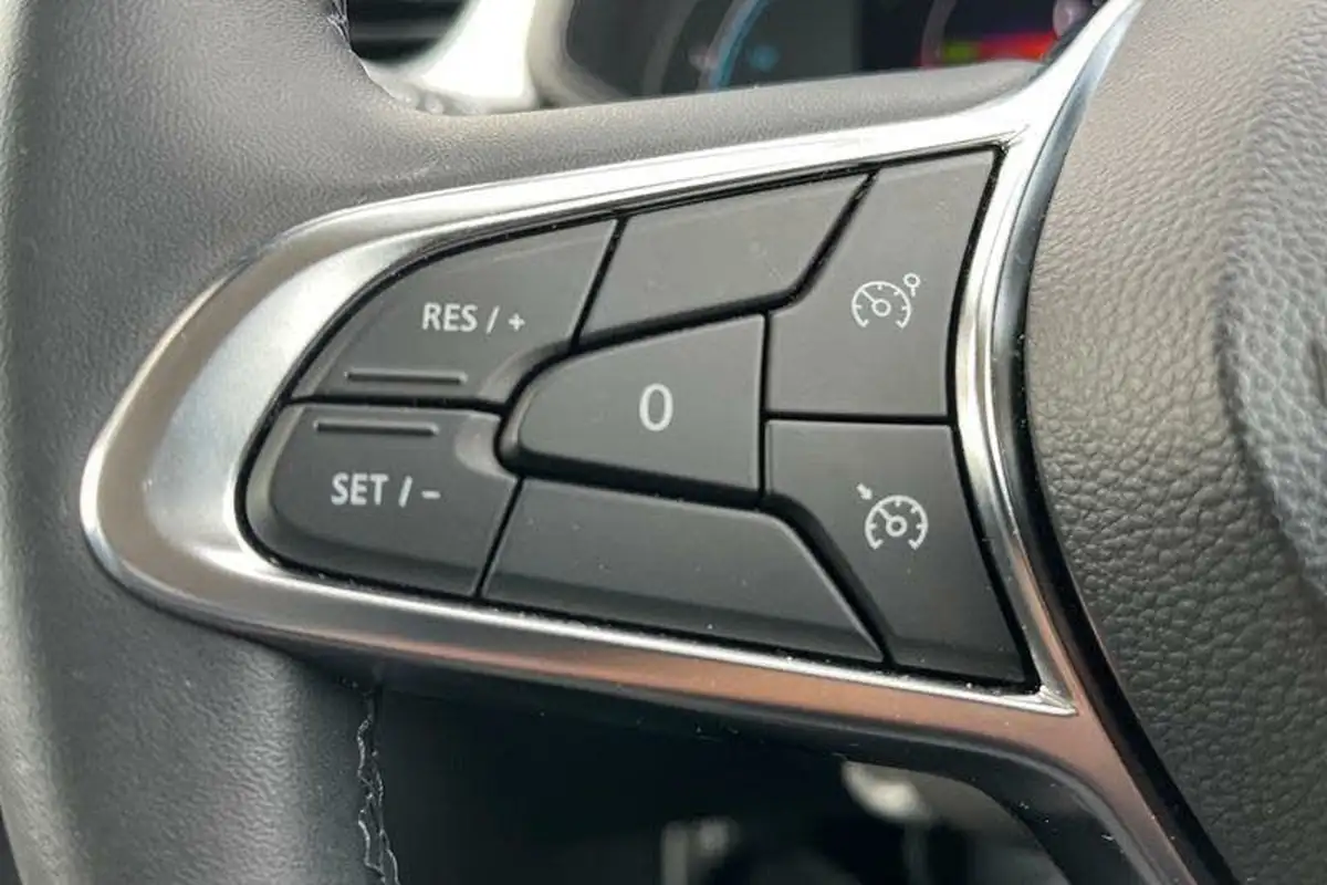 2024-renault-captur-16-techno-145ps-full-big-29