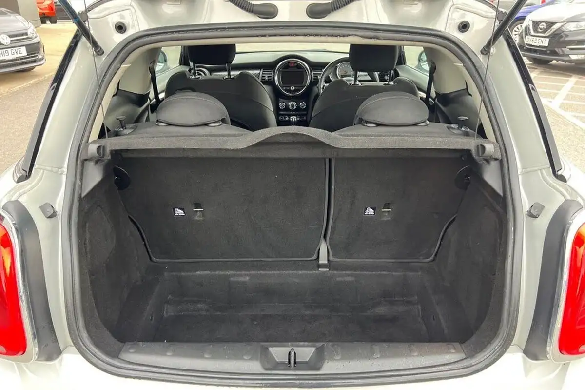 2018-mini-cooper-20-cooper-s-series-ii-ss-hatchback-3d-big-28