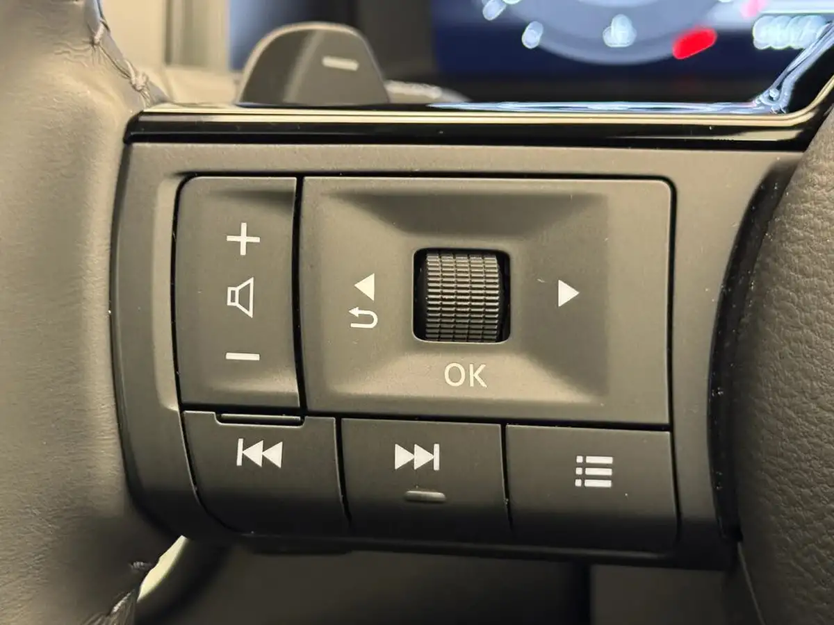 2024-nissan-qashqai-13-dig-t-n-connecta-158ps-mild-hybrid-glass-roof-pack-xtronic-big-22