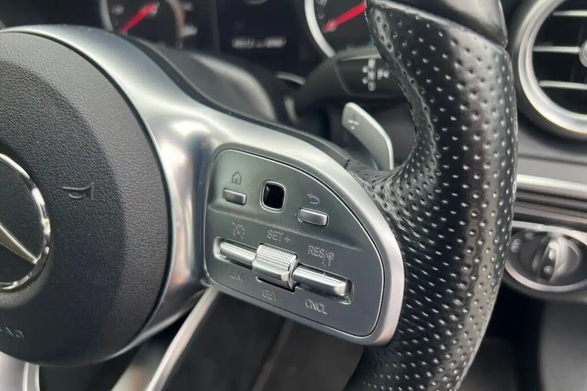2020-mercedes-benz-c-class-15-c200-amg-line-ss-coupe-2d-big-34