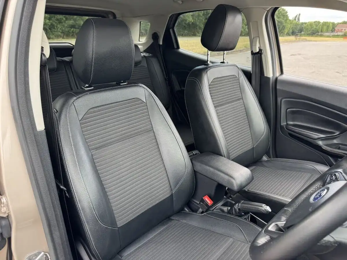 2018-ford-ecosport-10t-titanium-125ps-ss-big-13