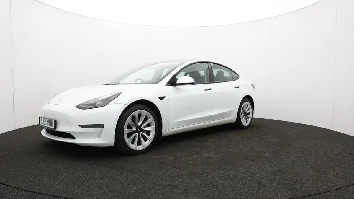 2021-tesla-model-3-e-long-range-4x4-big-64