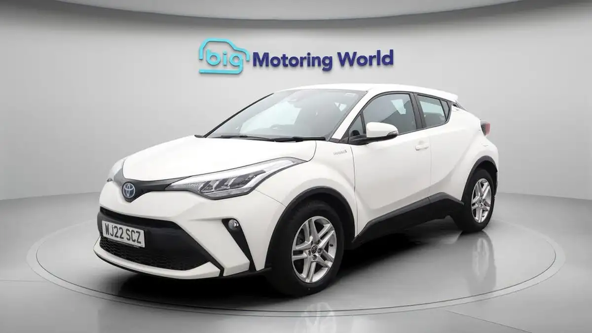 2022-toyota-c-hr-18-vvt-i-icon-big-3