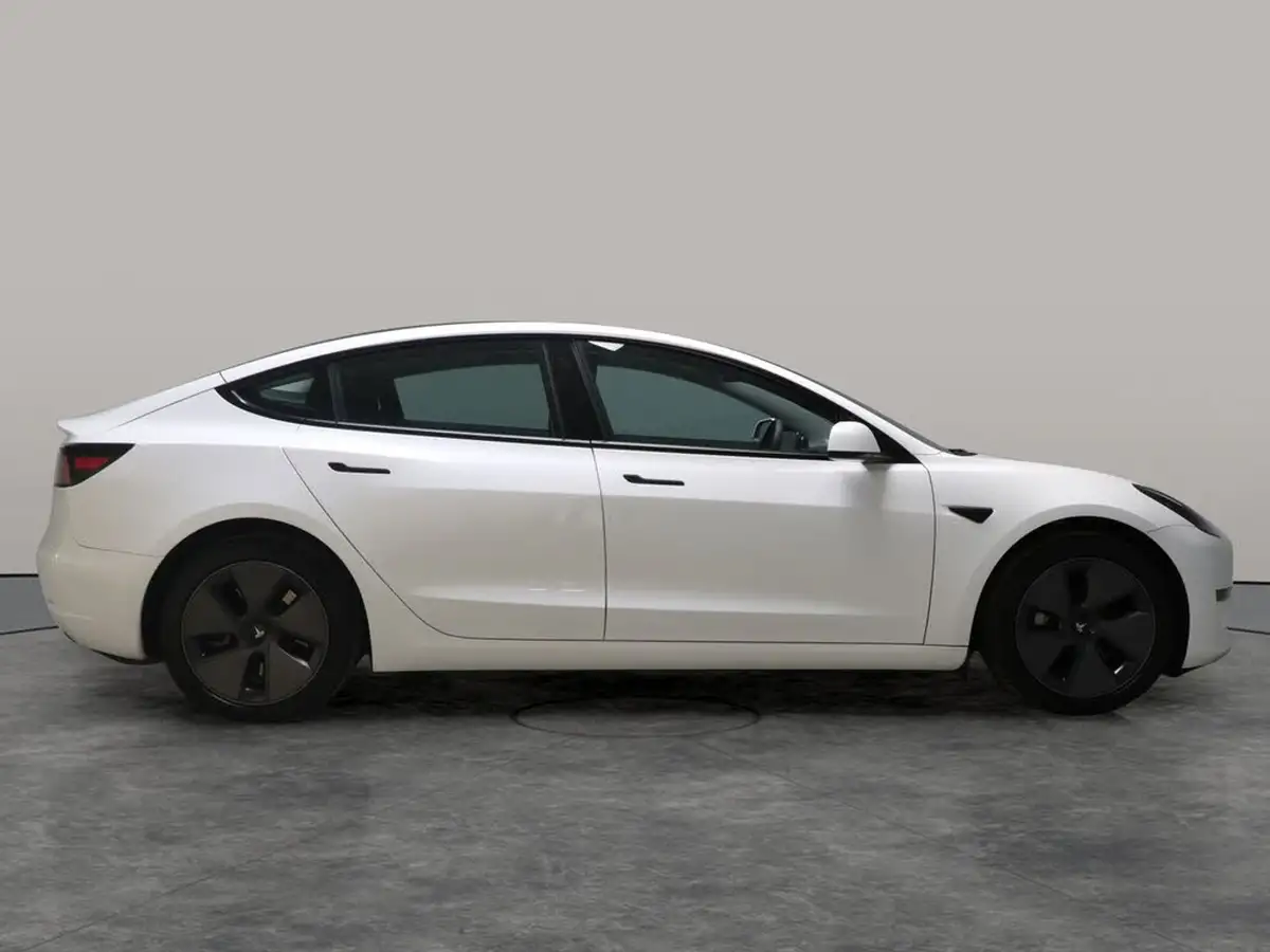 2023-tesla-model-3-e-long-range-346bhp-big-12