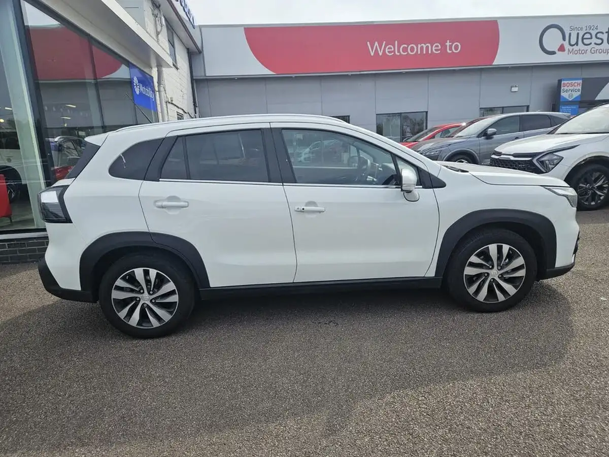 2025-suzuki-s-cross-15-ultra-allgrip-big-7