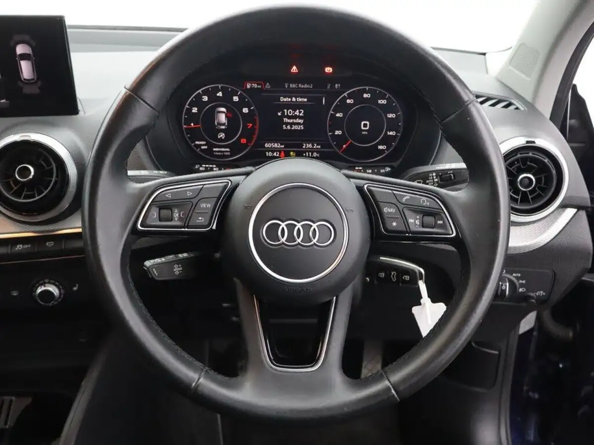 2021-audi-q2-10-30-tfsi-sport-big-15