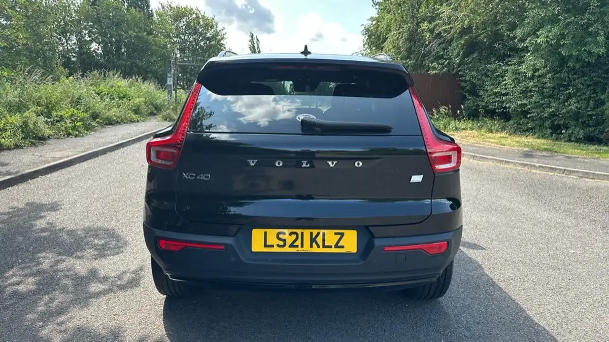 2021-volvo-xc40-15-t5-r-design-262bhp-big-21