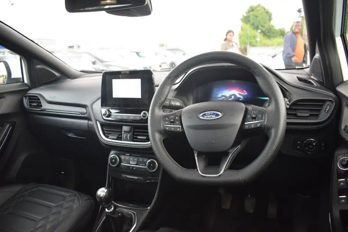 2023-ford-puma-suv-10-st-line-vignale-125ps-big-19