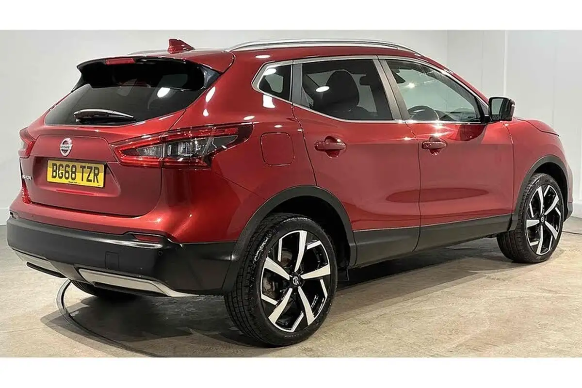 2018-nissan-qashqai-13-dig-t-tekna-160ps-big-8