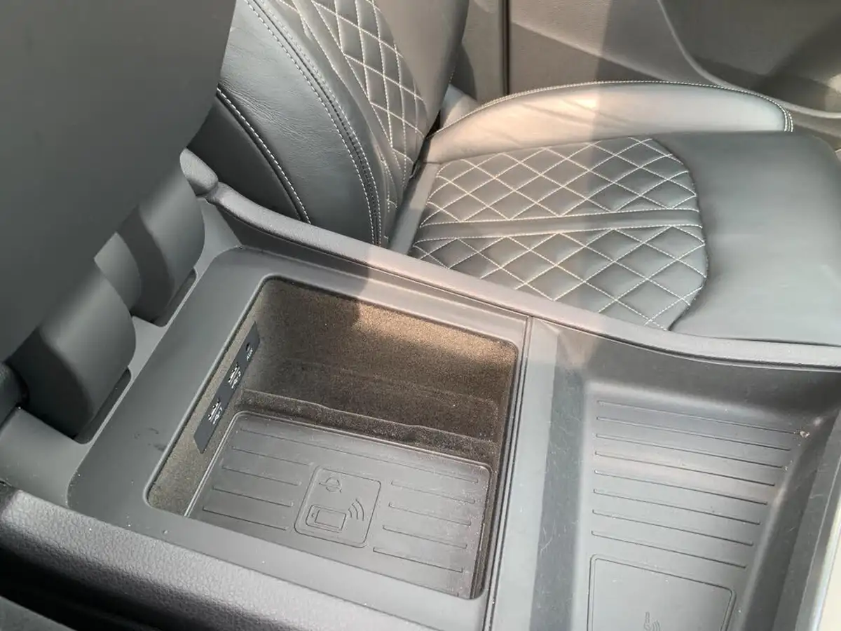 2018-audi-sq7-40tdi-vorsprung-big-32