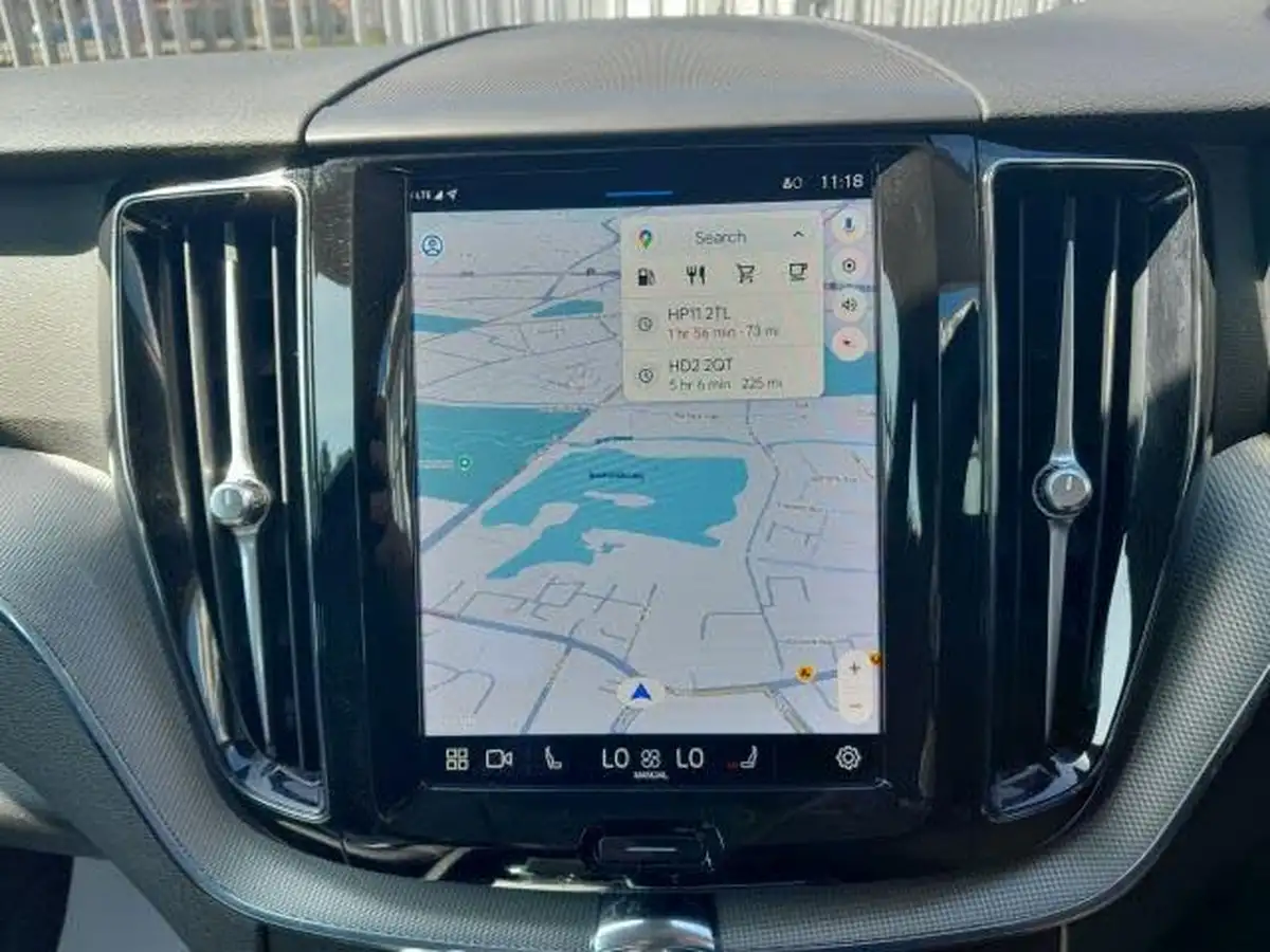 2022-volvo-xc60-20-b5-core-big-19