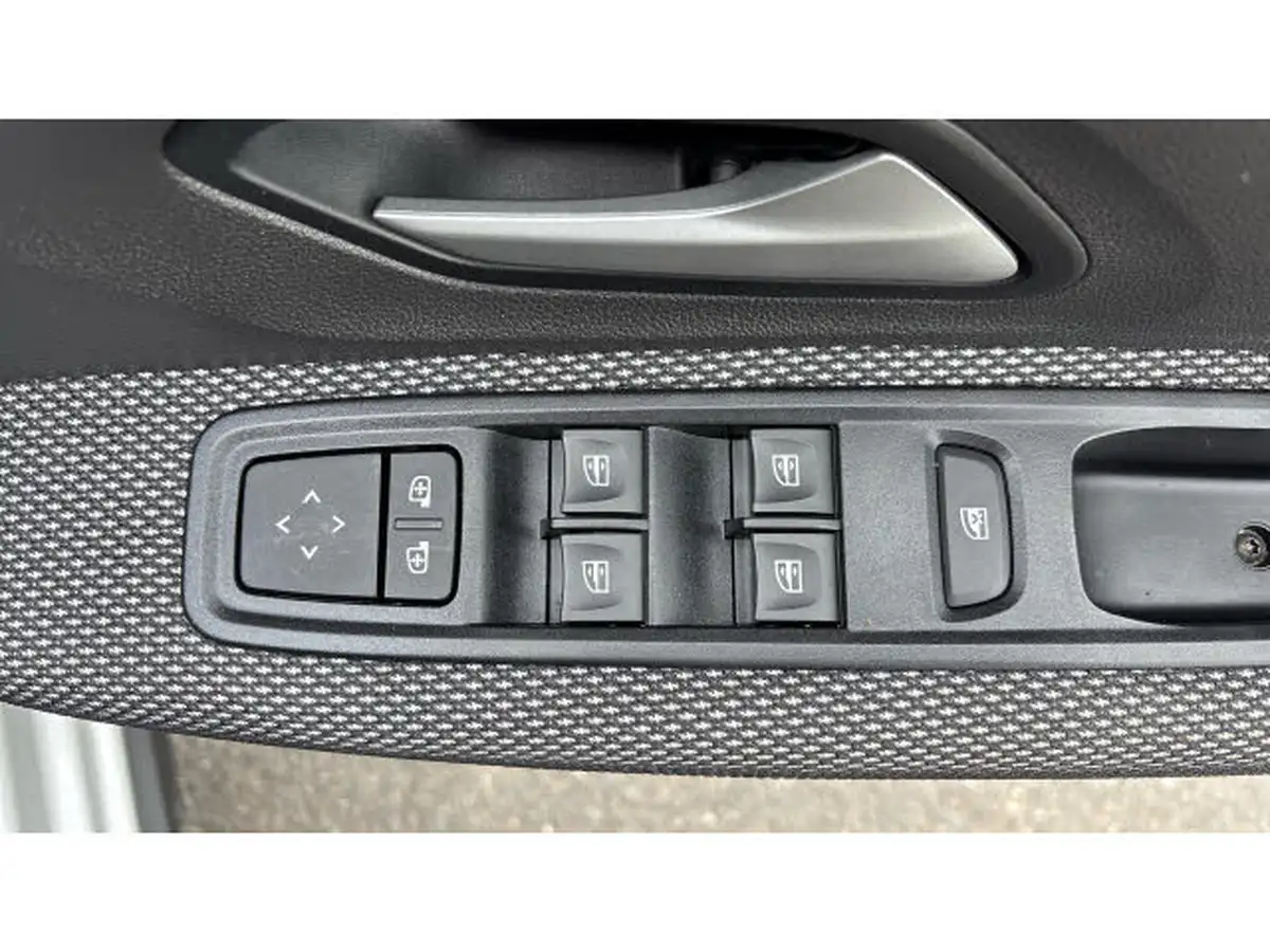 2024-dacia-sandero-stepway-10-tce-expression-90bhp-big-35