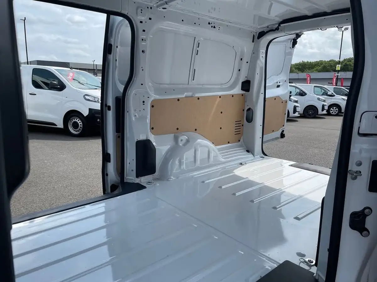2024-vauxhall-vivaro-20td-xl-prime-panel-big-19
