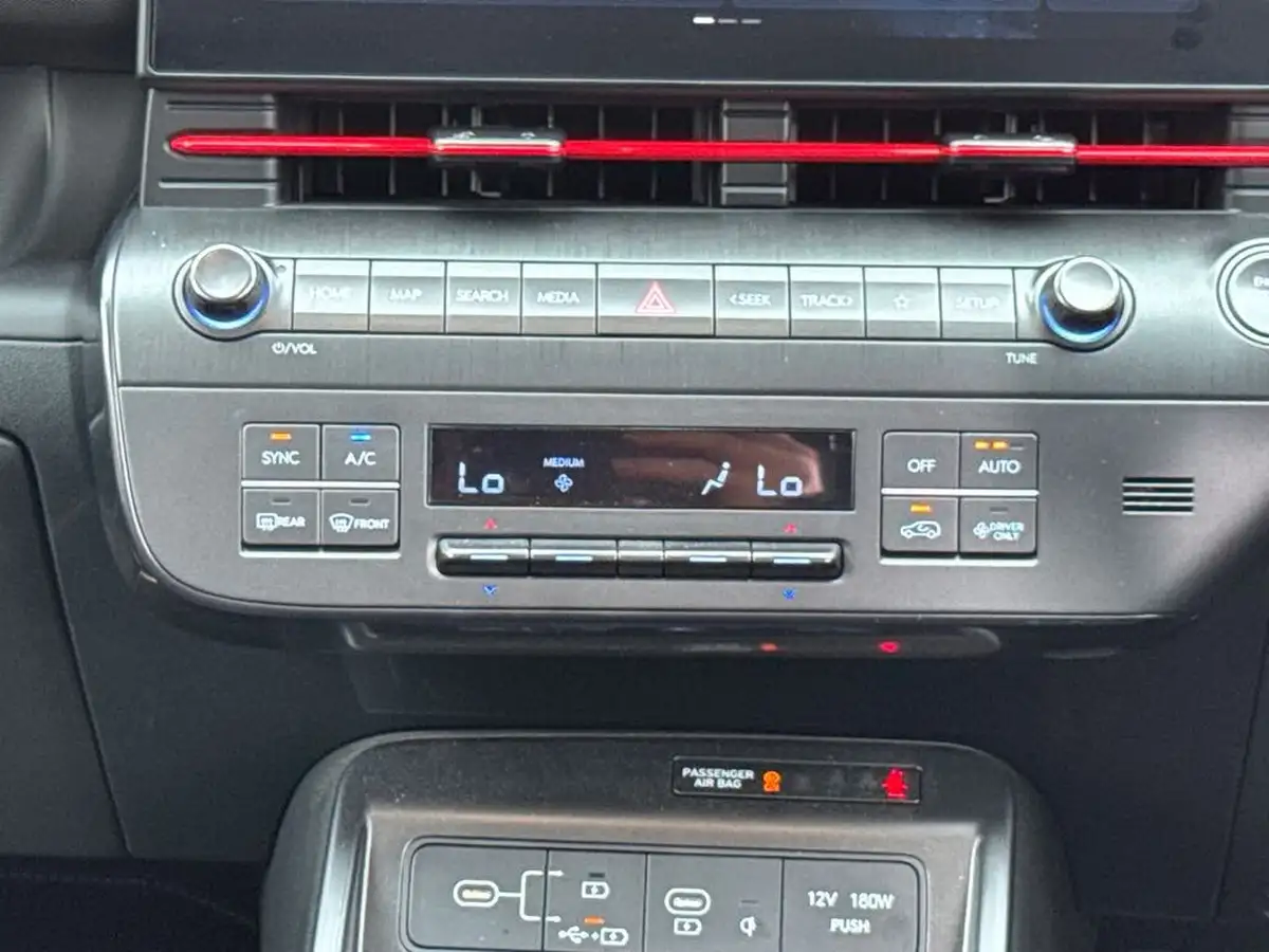 2025-hyundai-kona-big-17