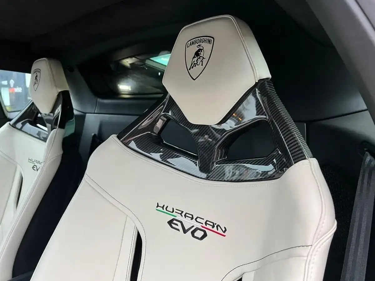 2021-lamborghini-huracan-big-23