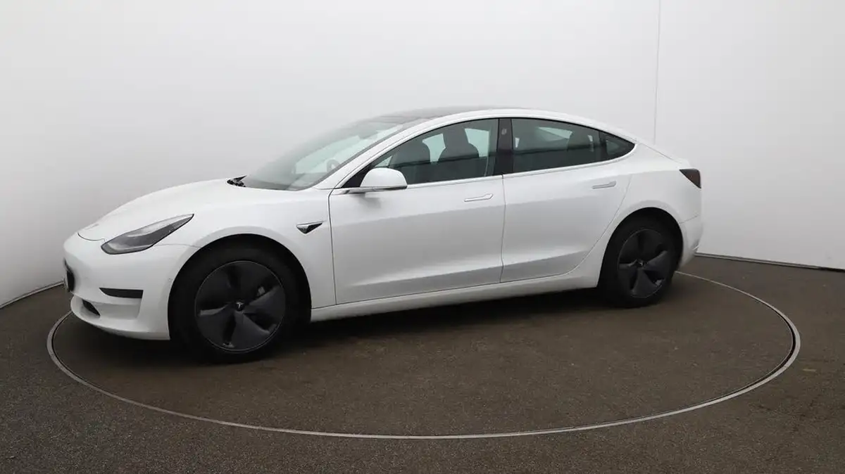 2020-tesla-model-3-e-standard-plus-big-67
