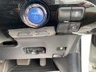 2019-toyota-prius-small-37