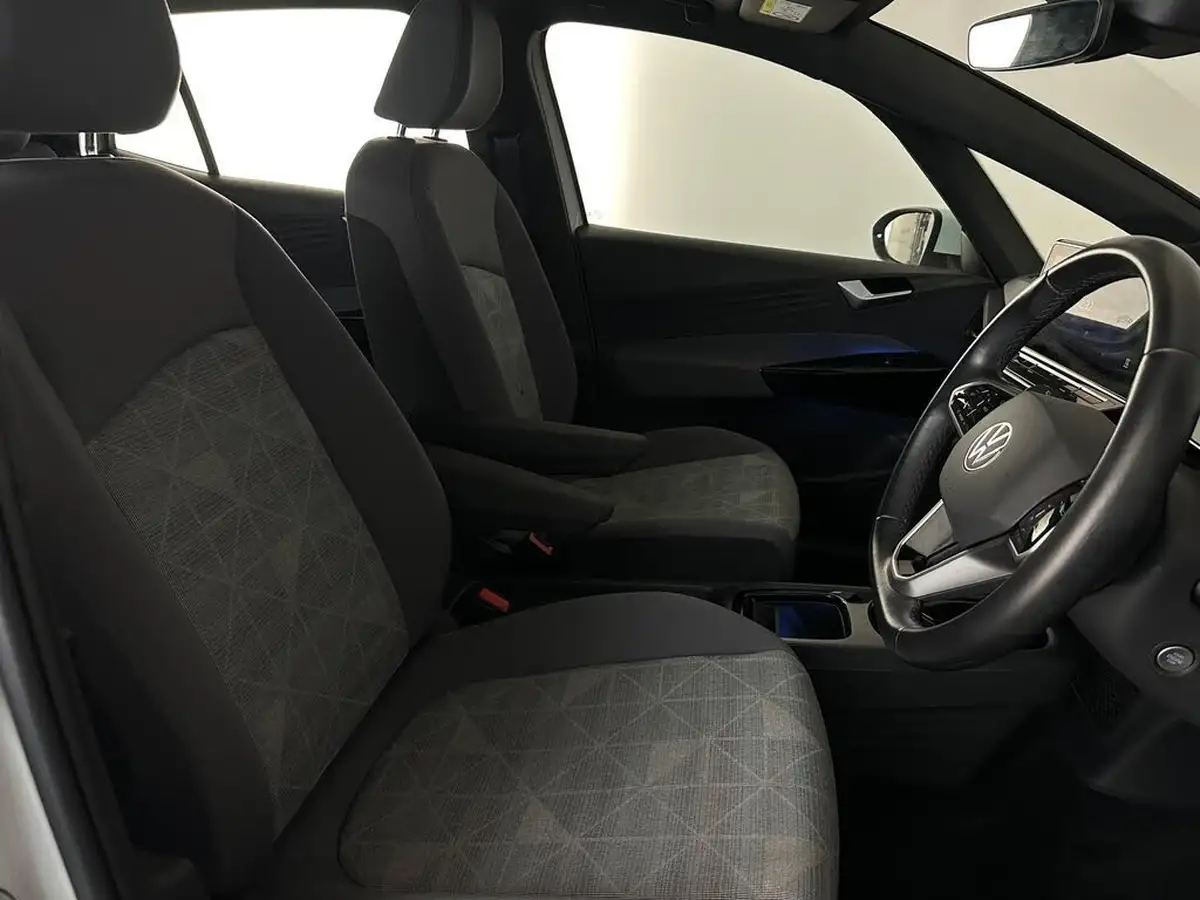 2021-volkswagen-id3-e-life-204ps-58kwh-pro-performance-big-11