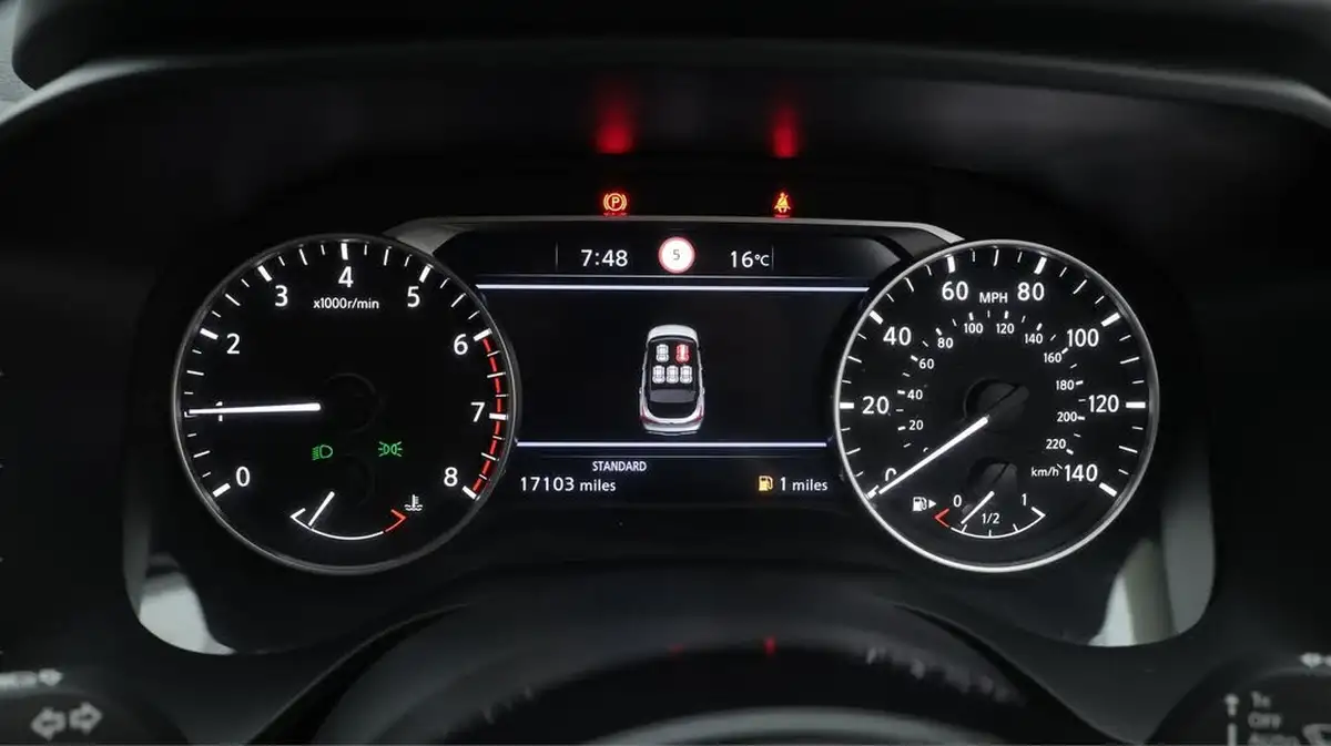 2022-nissan-qashqai-13-dig-t-acenta-premium-140ps-big-10