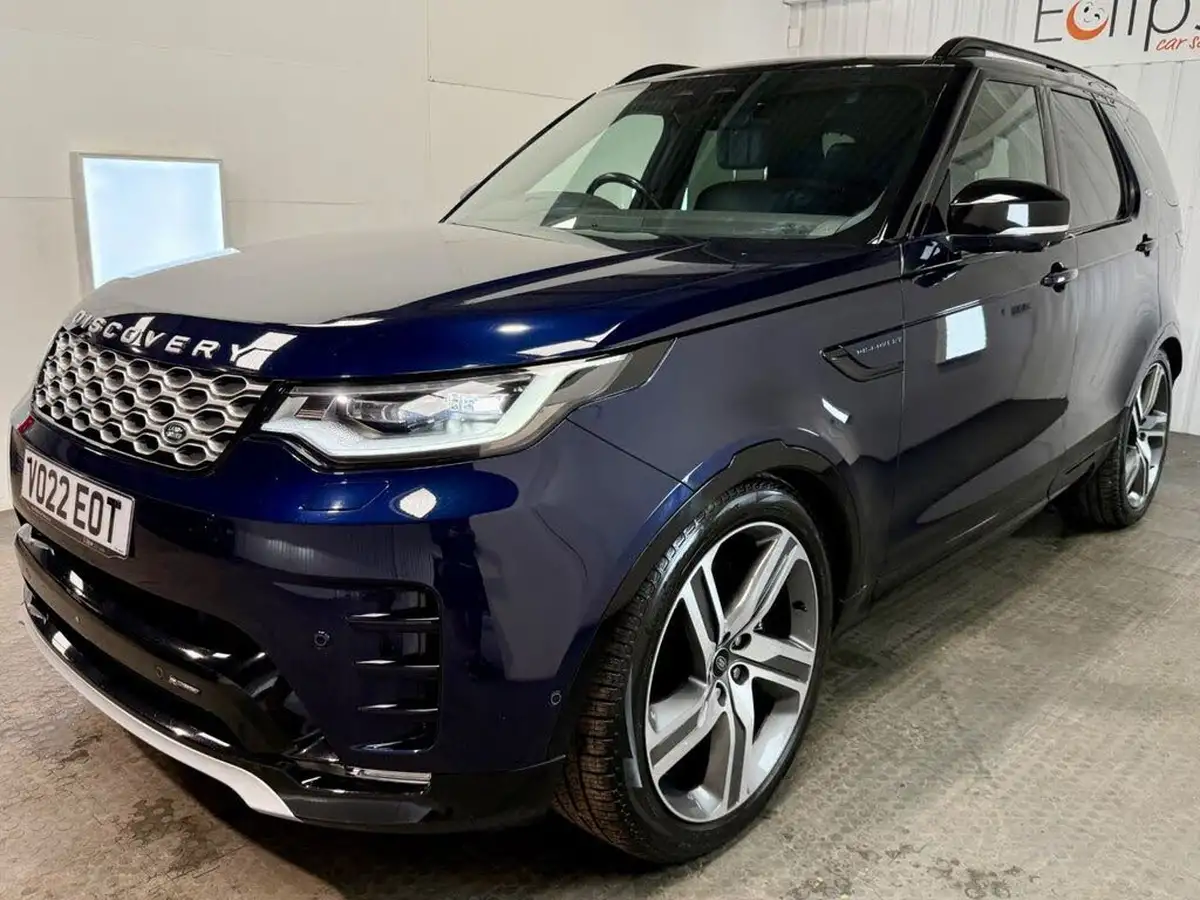 2022-land-rover-discovery-30-d300-metropolitan-edition-big-2