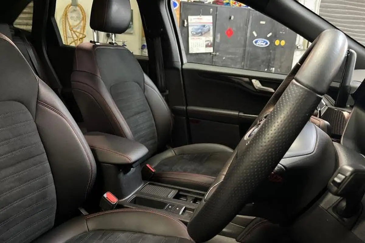 2020-ford-kuga-15-st-line-first-edition-big-16