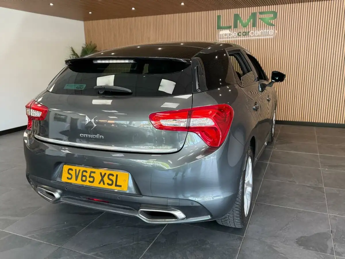 2015-citroen-ds5-16bluehdi-dstyle-big-7