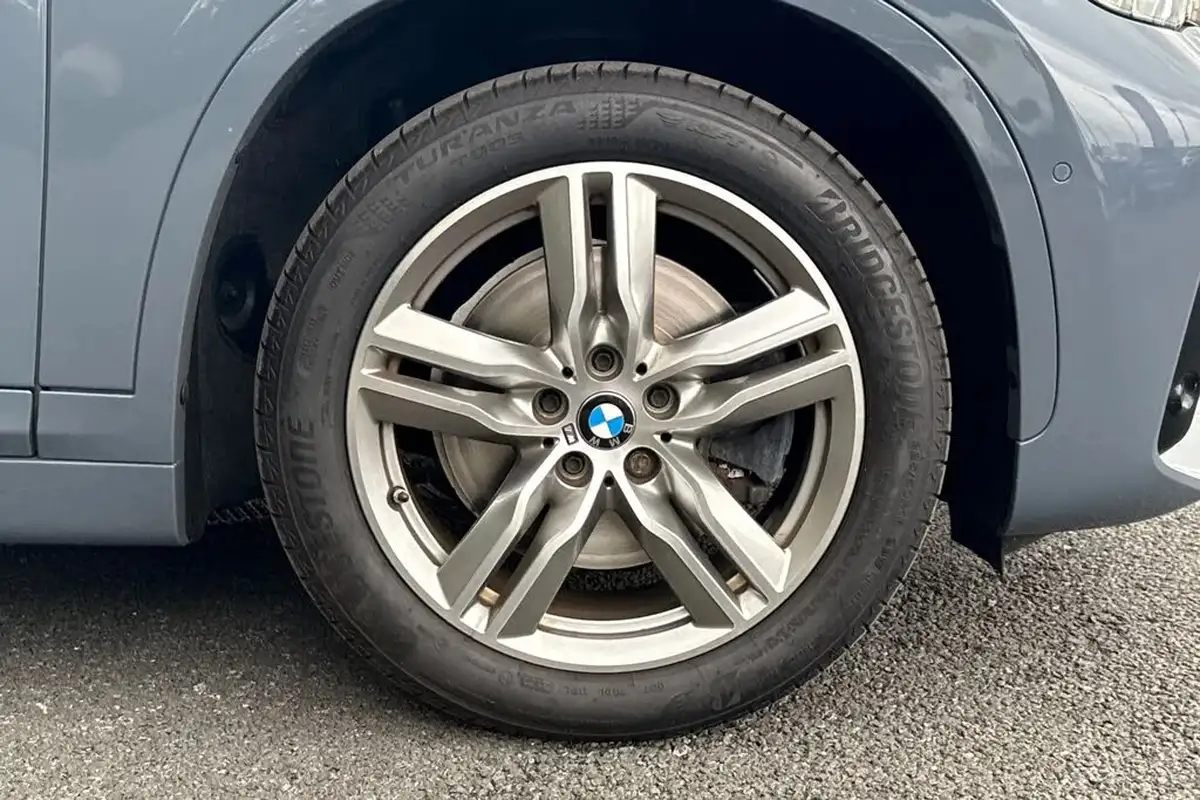 2019-bmw-x1-20-xdrive20i-m-sport-big-9