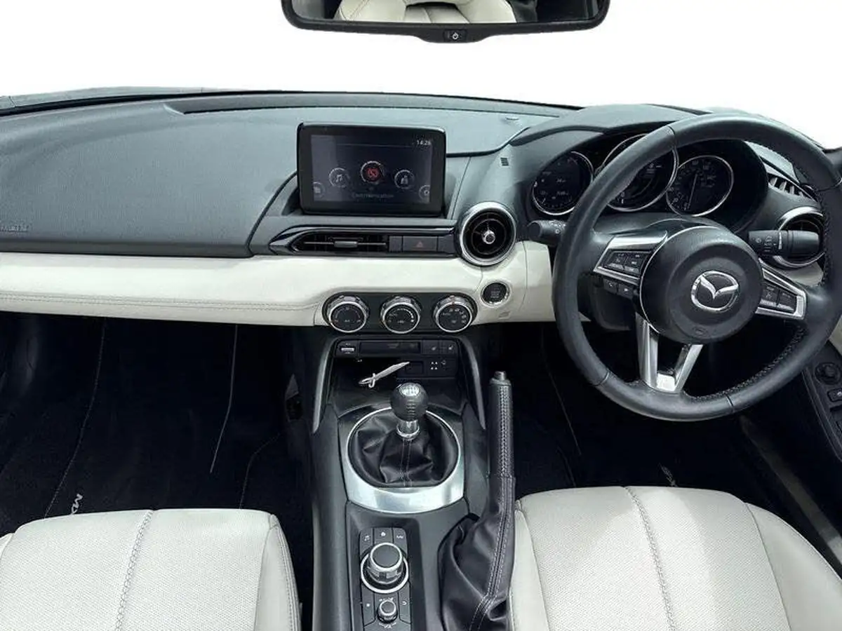 2022-mazda-mx-5-20-gt-sport-tech-rf-big-11