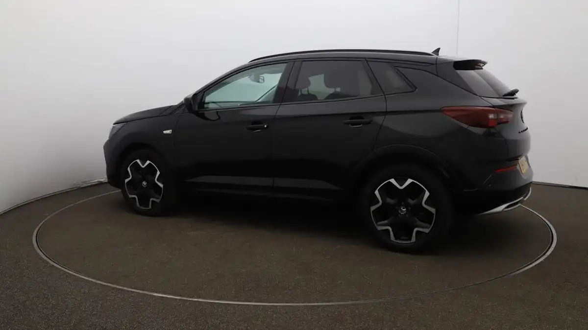 2024-vauxhall-grandland-12-ultimate-130ps-auto-big-45