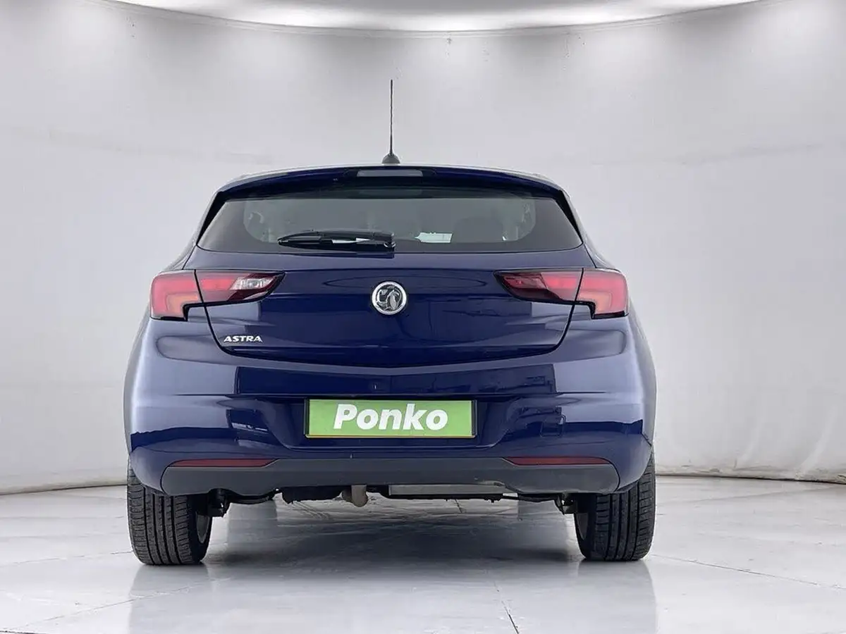 2018-vauxhall-astra-14i-sri-hatchback-big-16