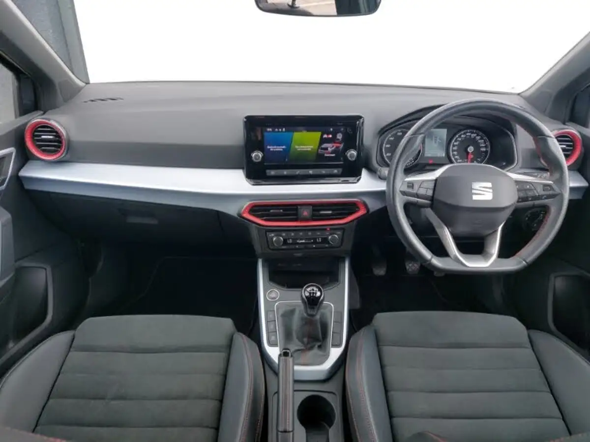 2022-seat-arona-10-tsi-fr-edition-big-2