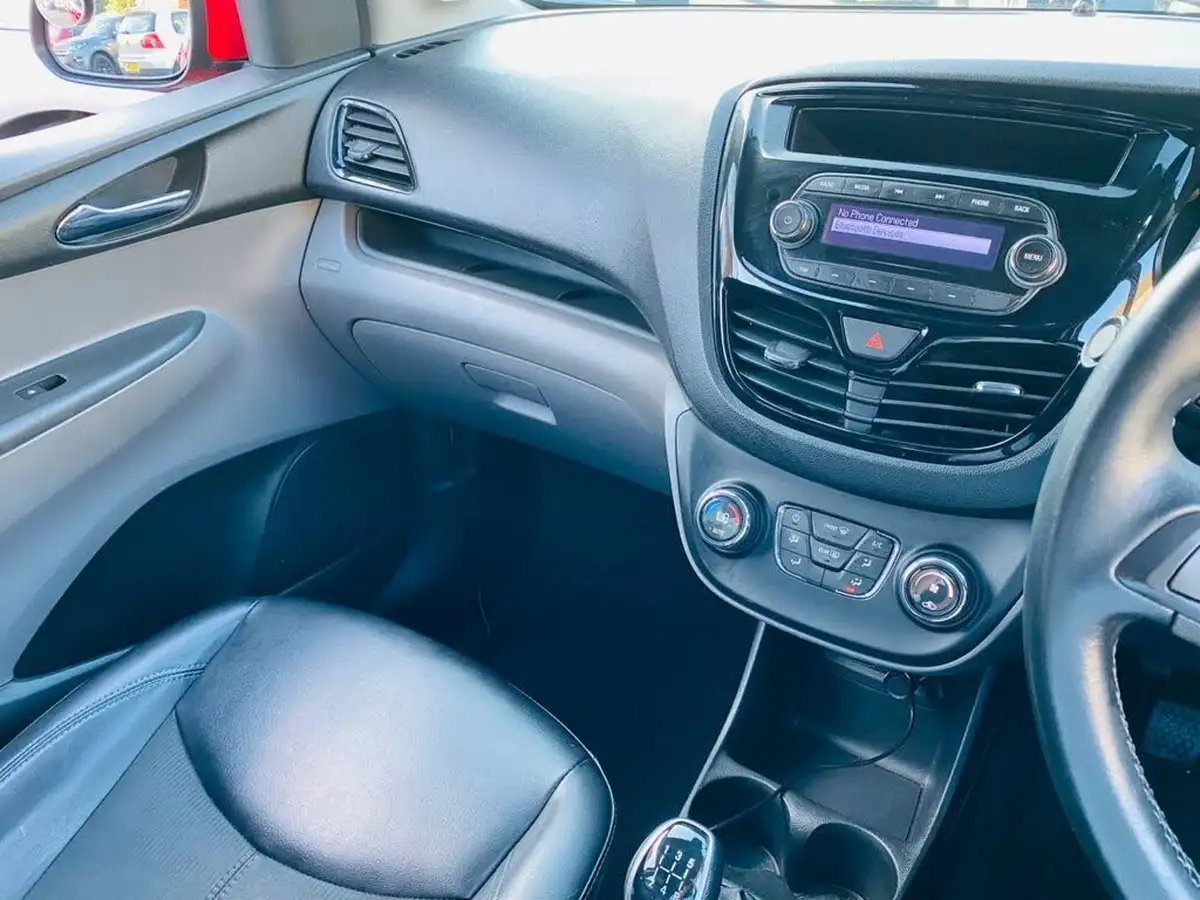 2016-vauxhall-viva-10i-sl-big-27