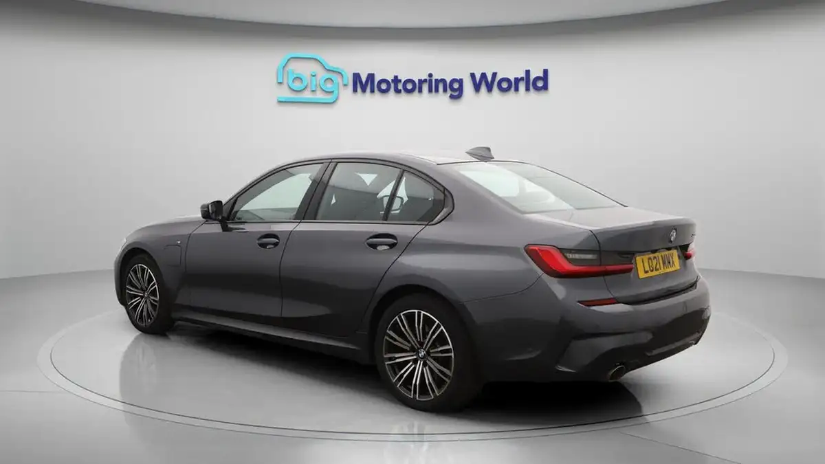 2021-bmw-3-series-20-330e-m-sport-tech-packpro-pack-saloon-4d-big-5