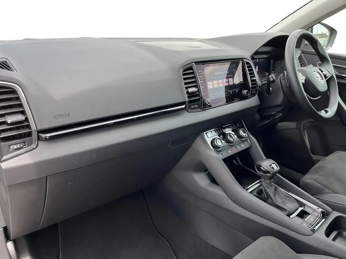 2024-skoda-karoq-15-tsi-se-l-dsg-big-6