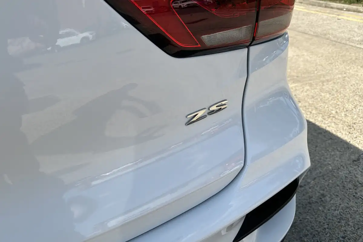 2021-mg-zs-suv-15-vti-tech-exclusive-big-27