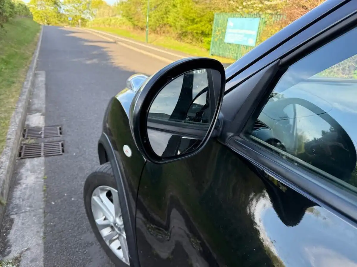 2011-nissan-juke-16-tekna-190ps-1618cc-big-17