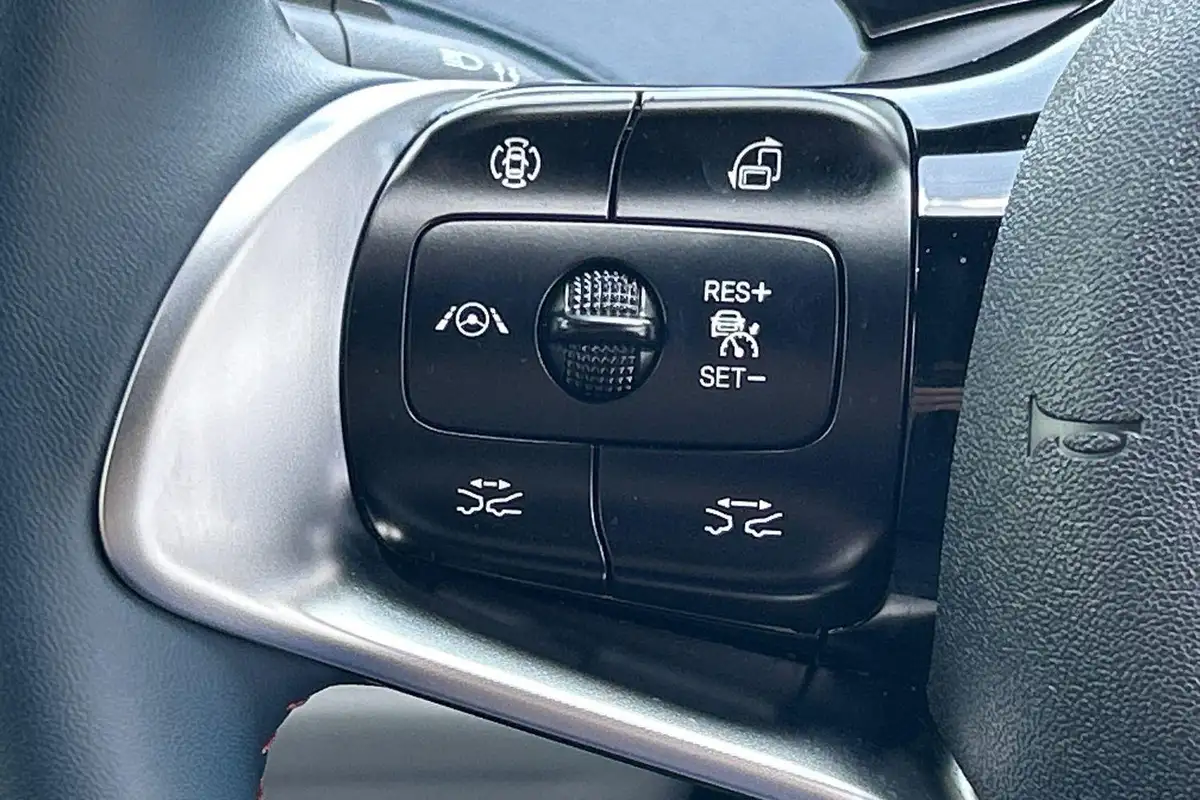 2024-byd-atto-3-e-design-big-48