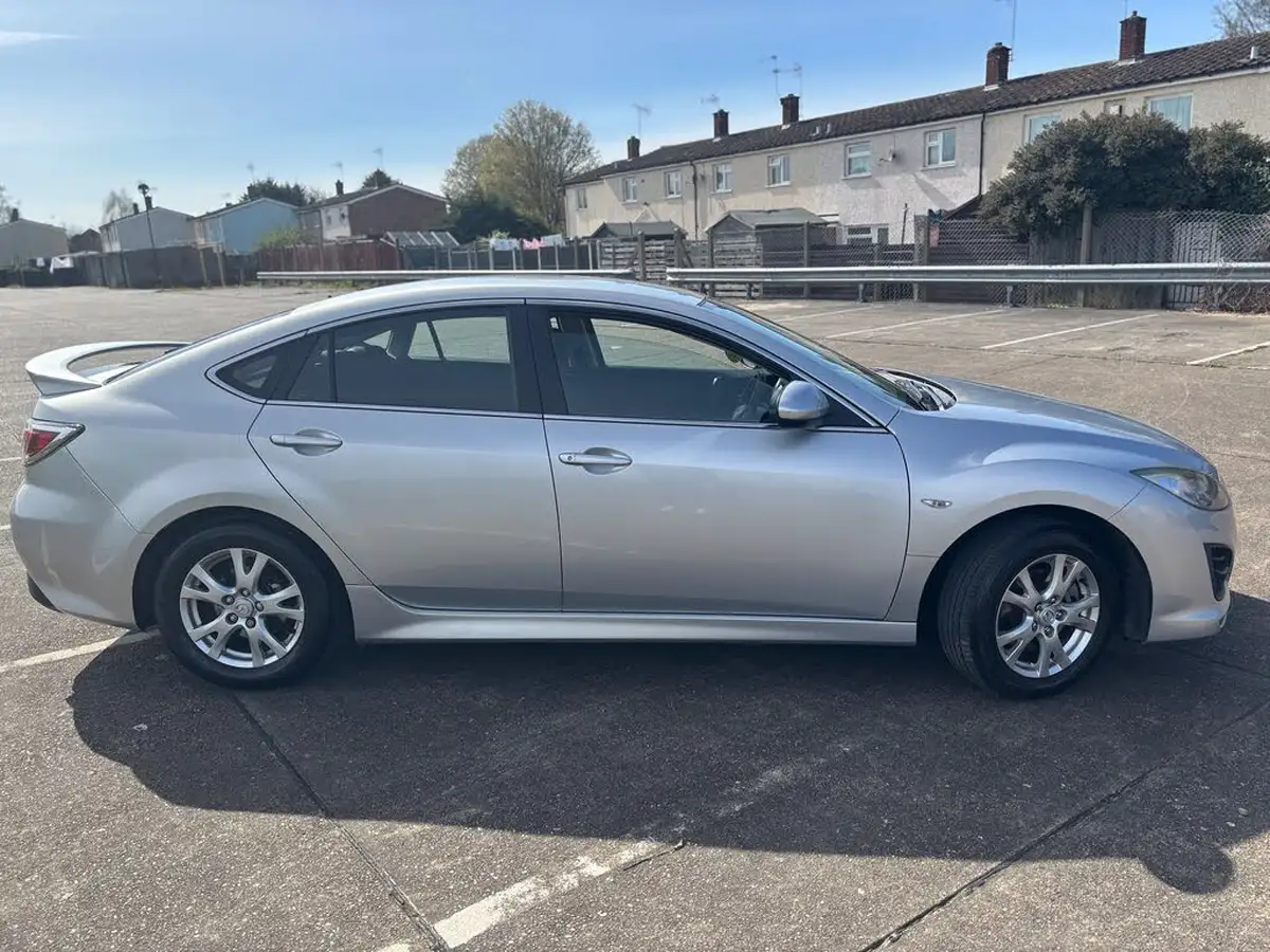 2010-mazda-mazda6-18-ts-big-1