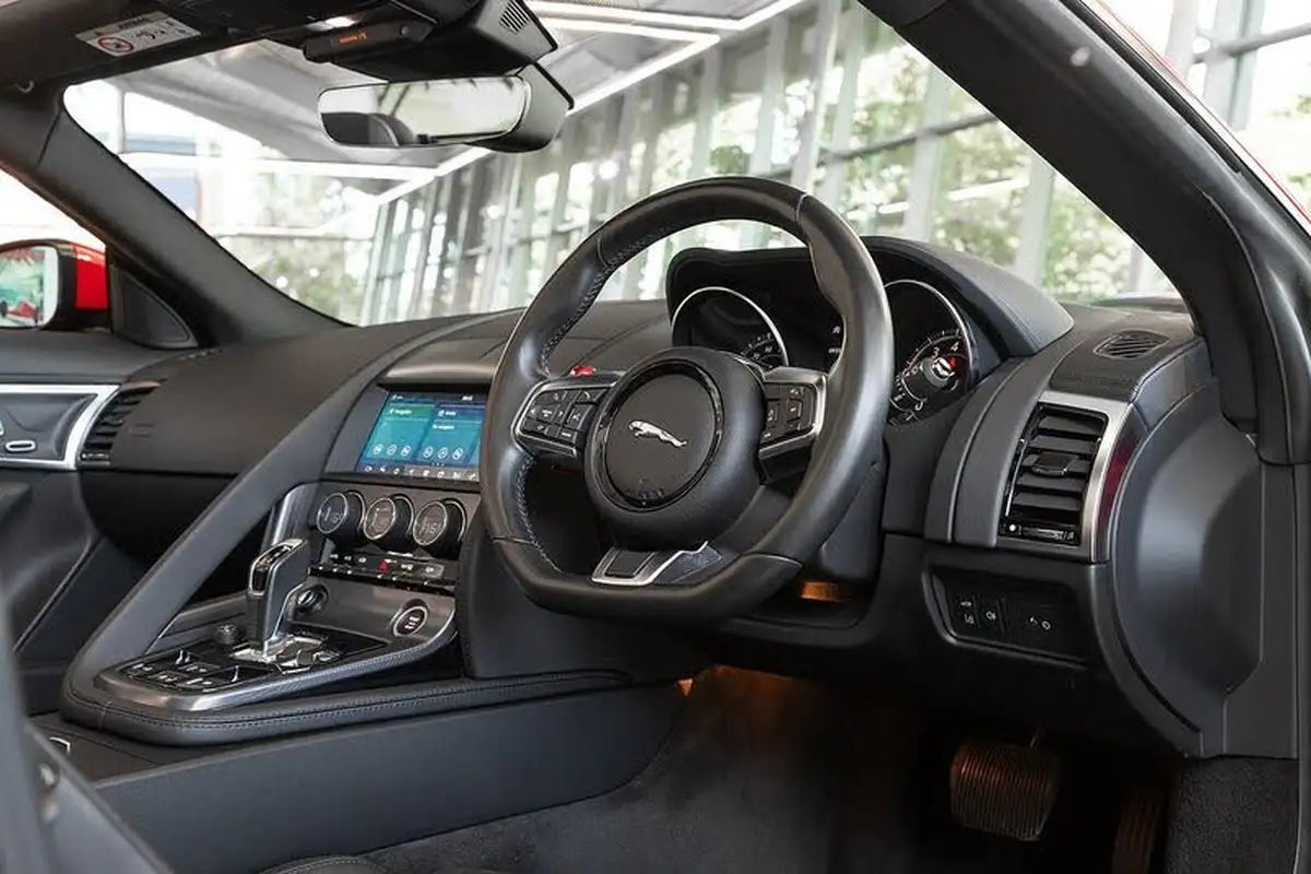 2019-jaguar-f-type-30-v6-sc-r-dynamic-340ps-convertible-auto-big-3