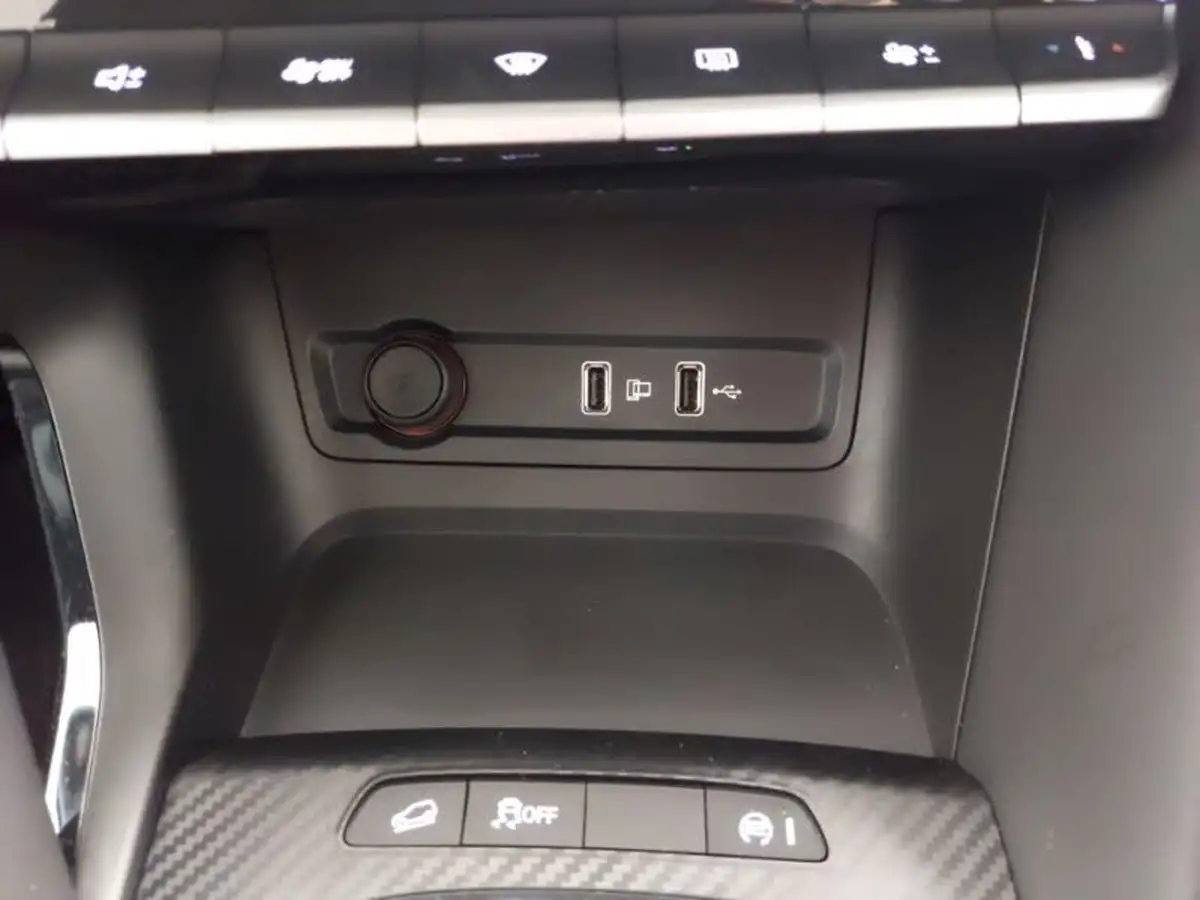 2022-mg-zs-suv-15-vti-tech-excite-big-13