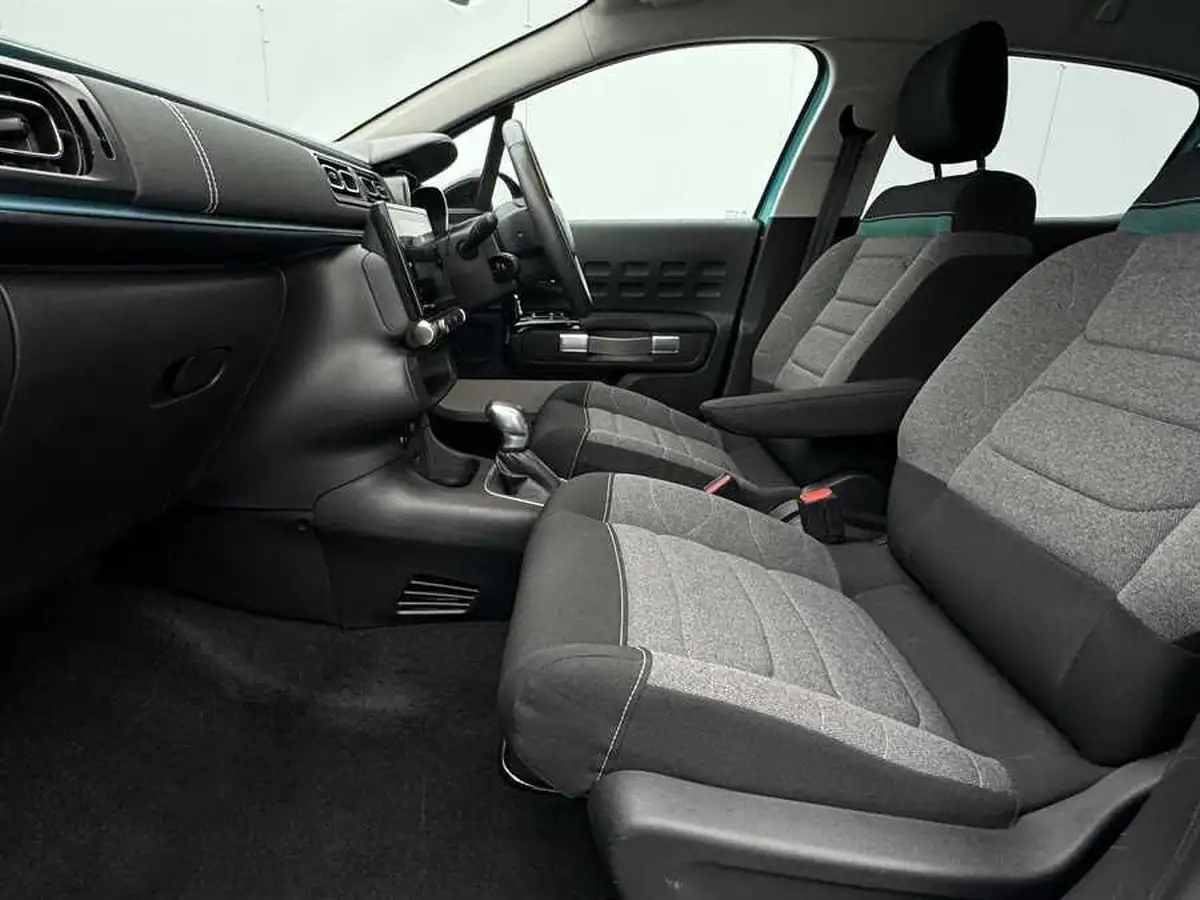 2021-citroen-c3-12-puretech-shine-plus-110ps-eat6-big-9