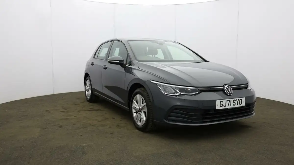 2021-volkswagen-golf-10-tsi-life-hatchback-big-37