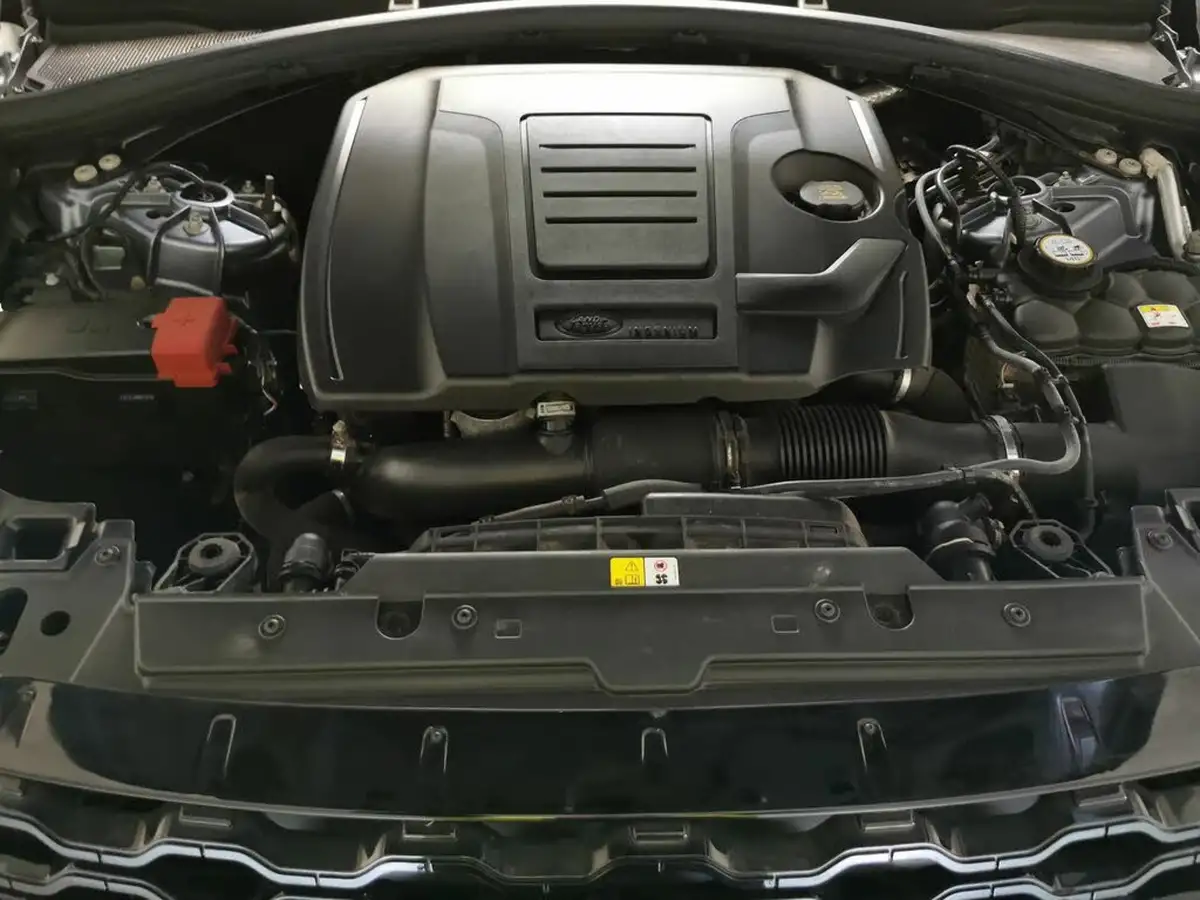 2018-land-rover-range-rover-velar-20-p300-r-dynamic-se-big-34