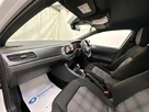 2023-volkswagen-polo-small-32