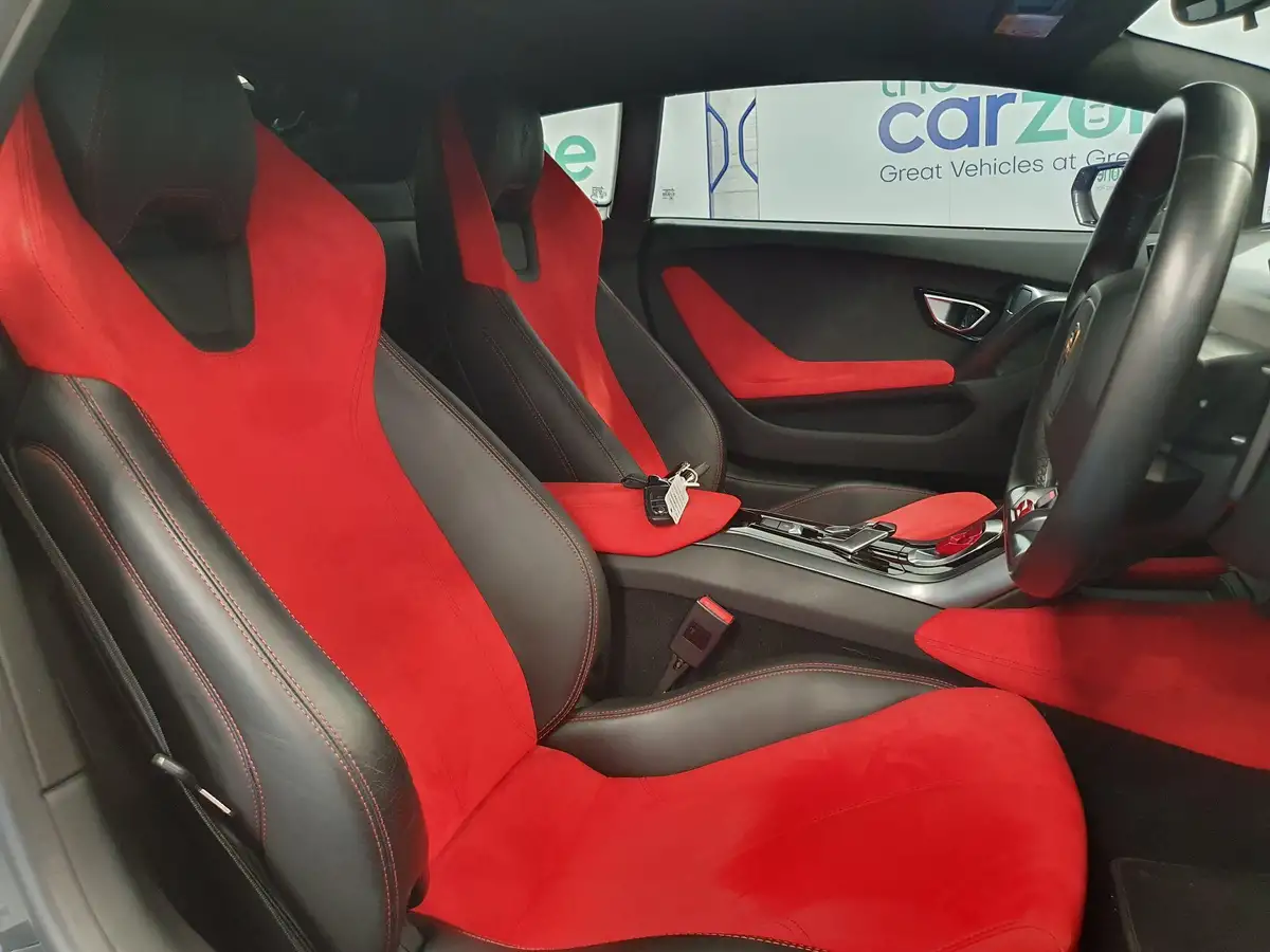 2015-lamborghini-huracan-52-lp-610-4-4wd-coupe-big-9