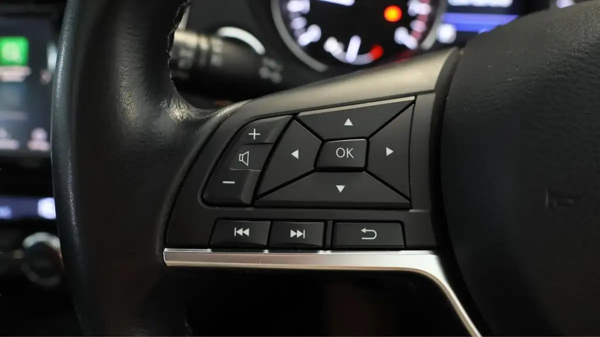 2020-nissan-qashqai-13-dig-t-n-tec-160ps-propilotglass-dct-big-23