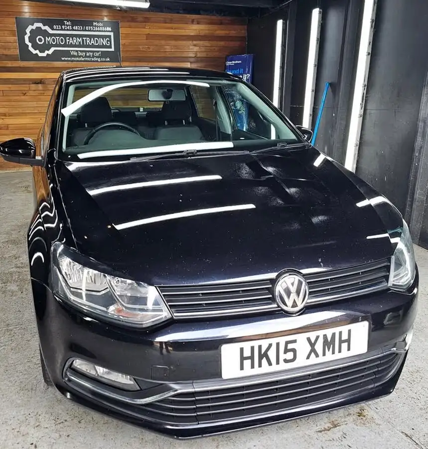 2015-volkswagen-polo-12-tsi-se-5d-big-0